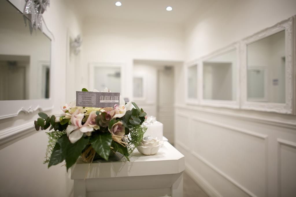 Charme & Chic Bed and Breakfast Rom Eksteriør billede