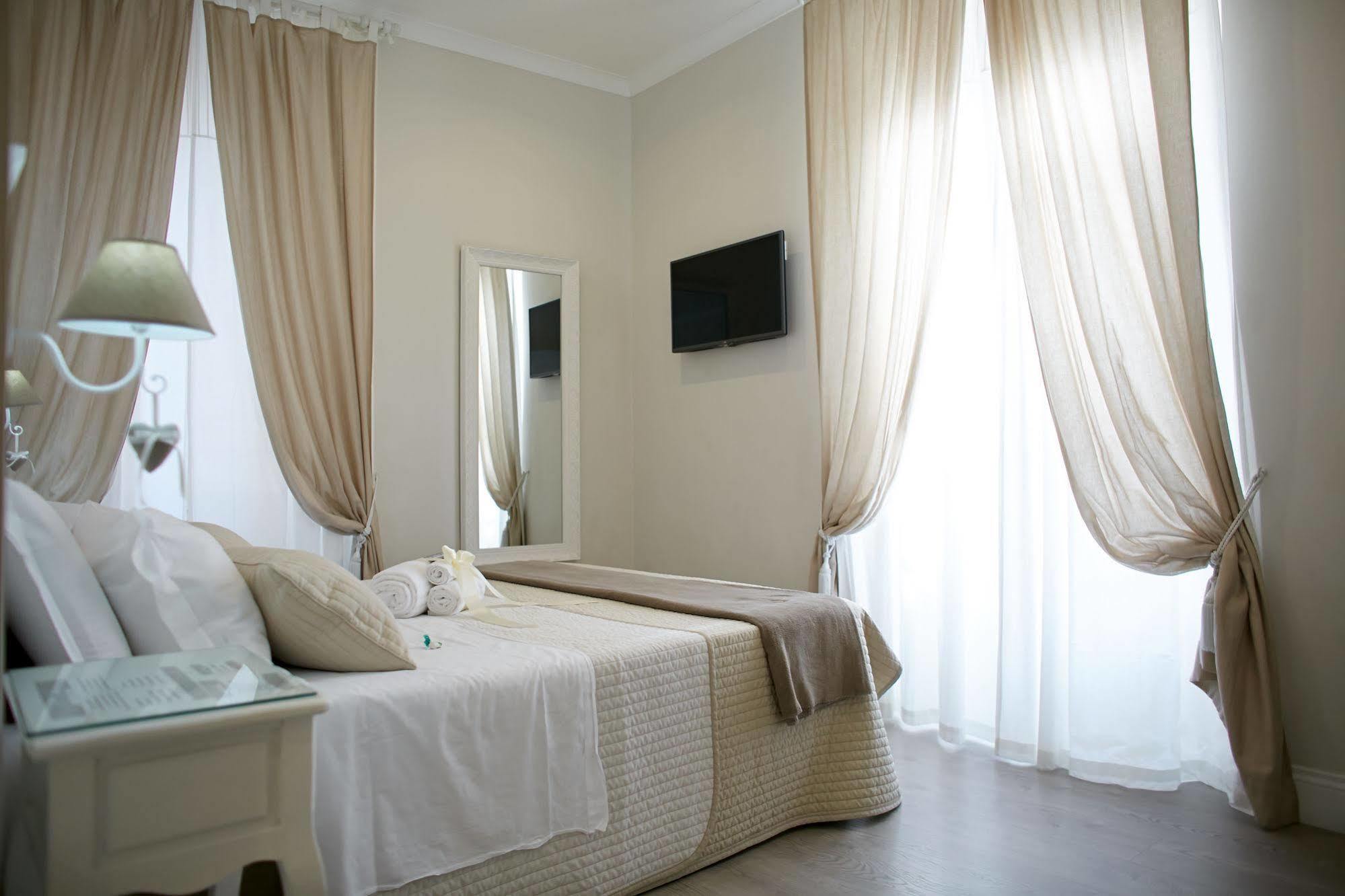 Charme & Chic Bed and Breakfast Rom Eksteriør billede