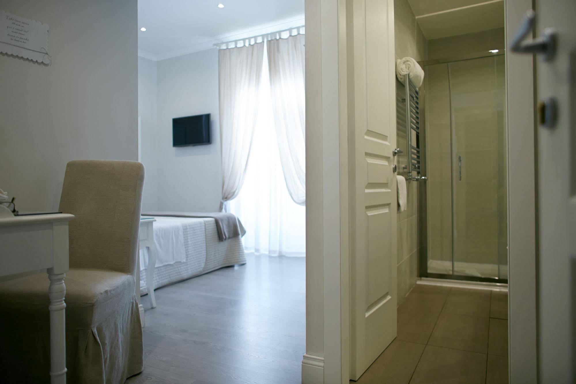 Charme & Chic Bed and Breakfast Rom Eksteriør billede