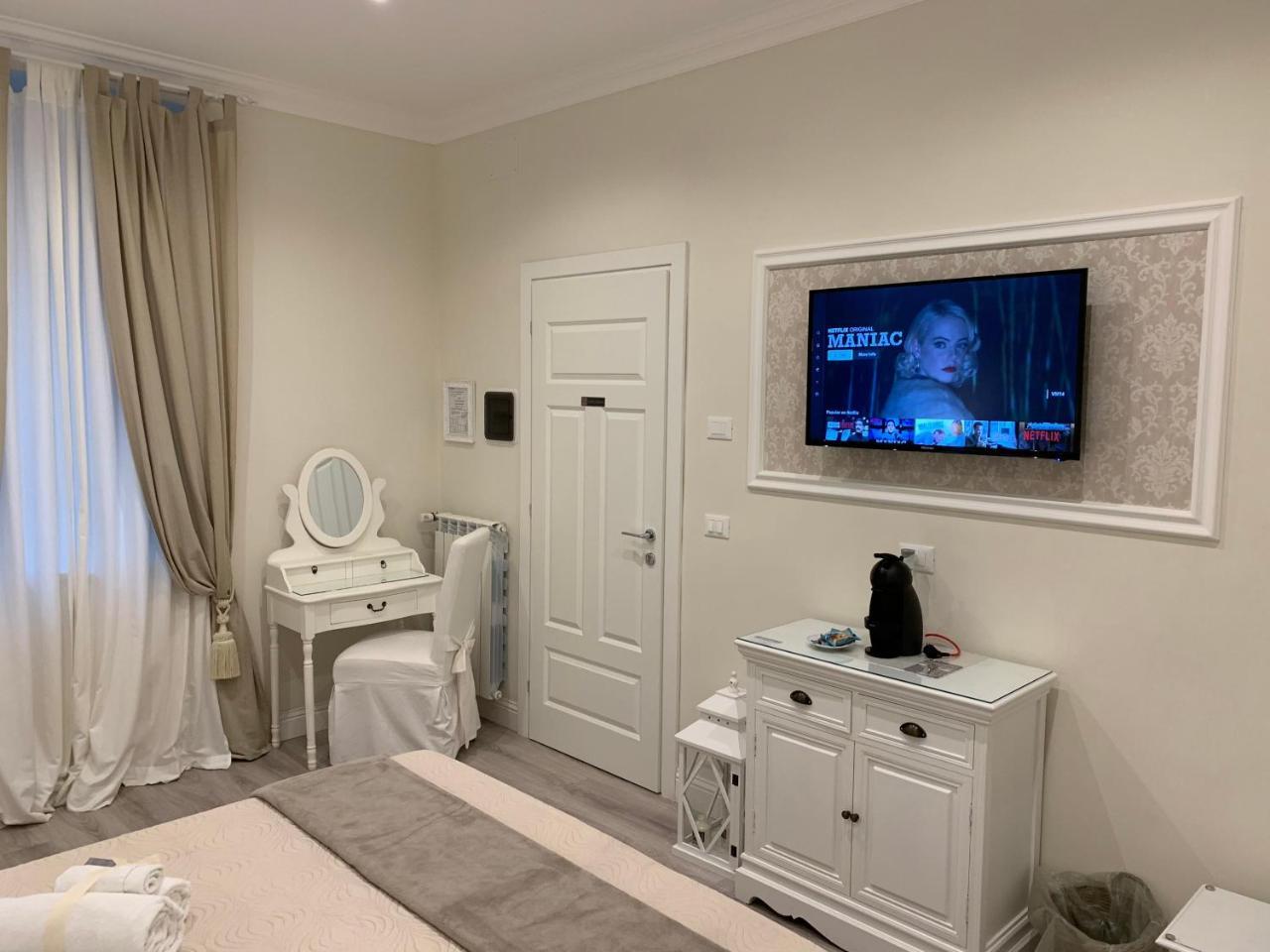 Charme & Chic Bed and Breakfast Rom Eksteriør billede