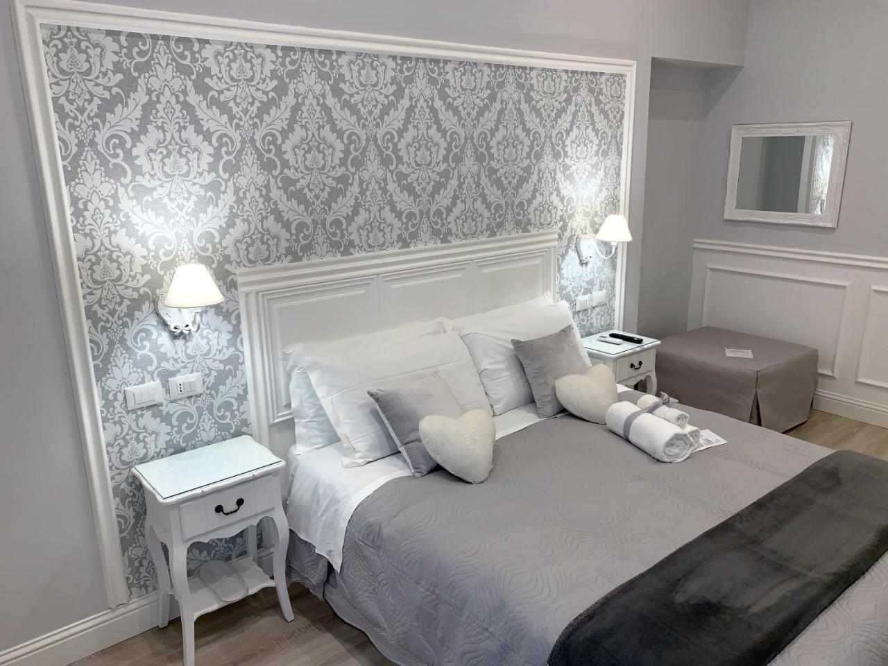 Charme & Chic Bed and Breakfast Rom Eksteriør billede