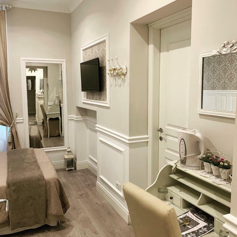 Charme & Chic Bed and Breakfast Rom Eksteriør billede