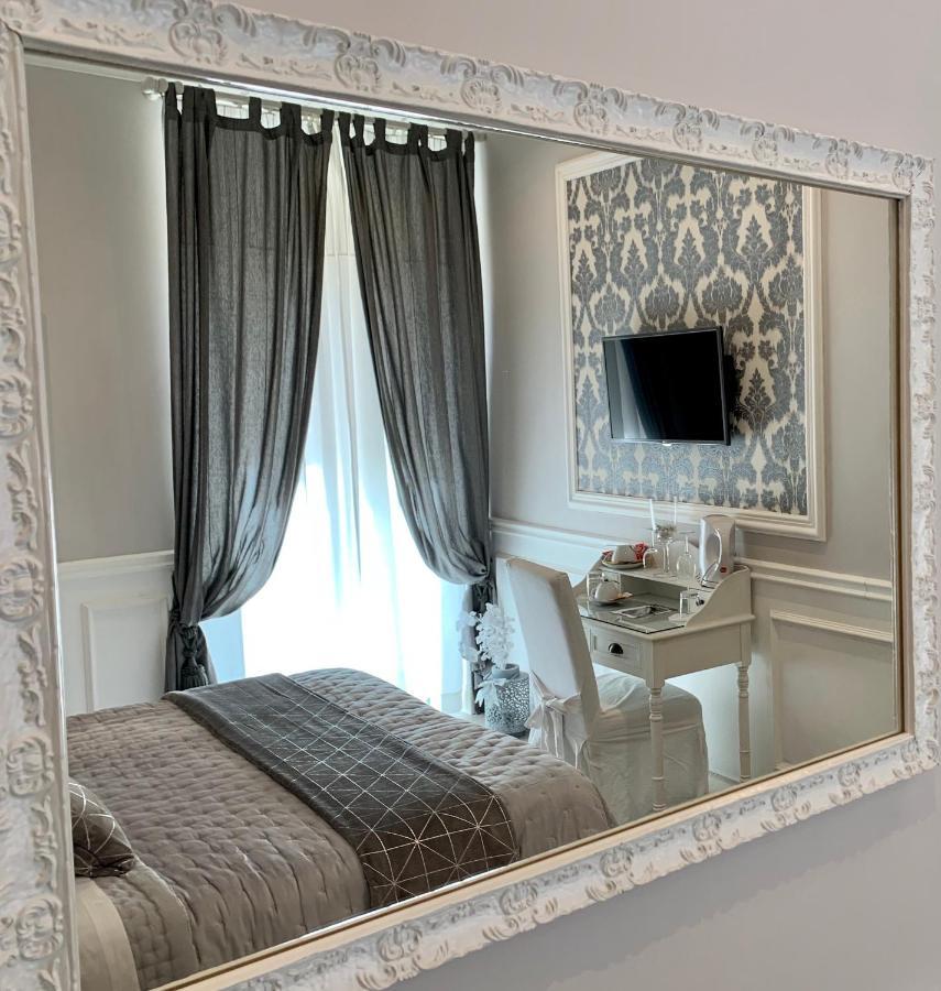 Charme & Chic Bed and Breakfast Rom Eksteriør billede