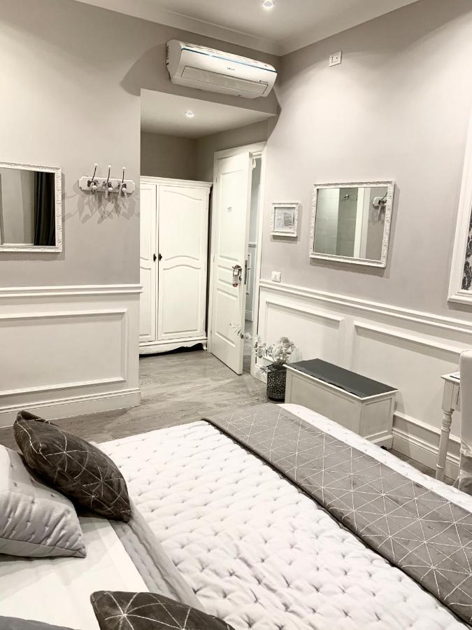 Charme & Chic Bed and Breakfast Rom Eksteriør billede